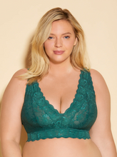 Load image into Gallery viewer, Ultra Curvy Plungie Bralette (Emerald)
