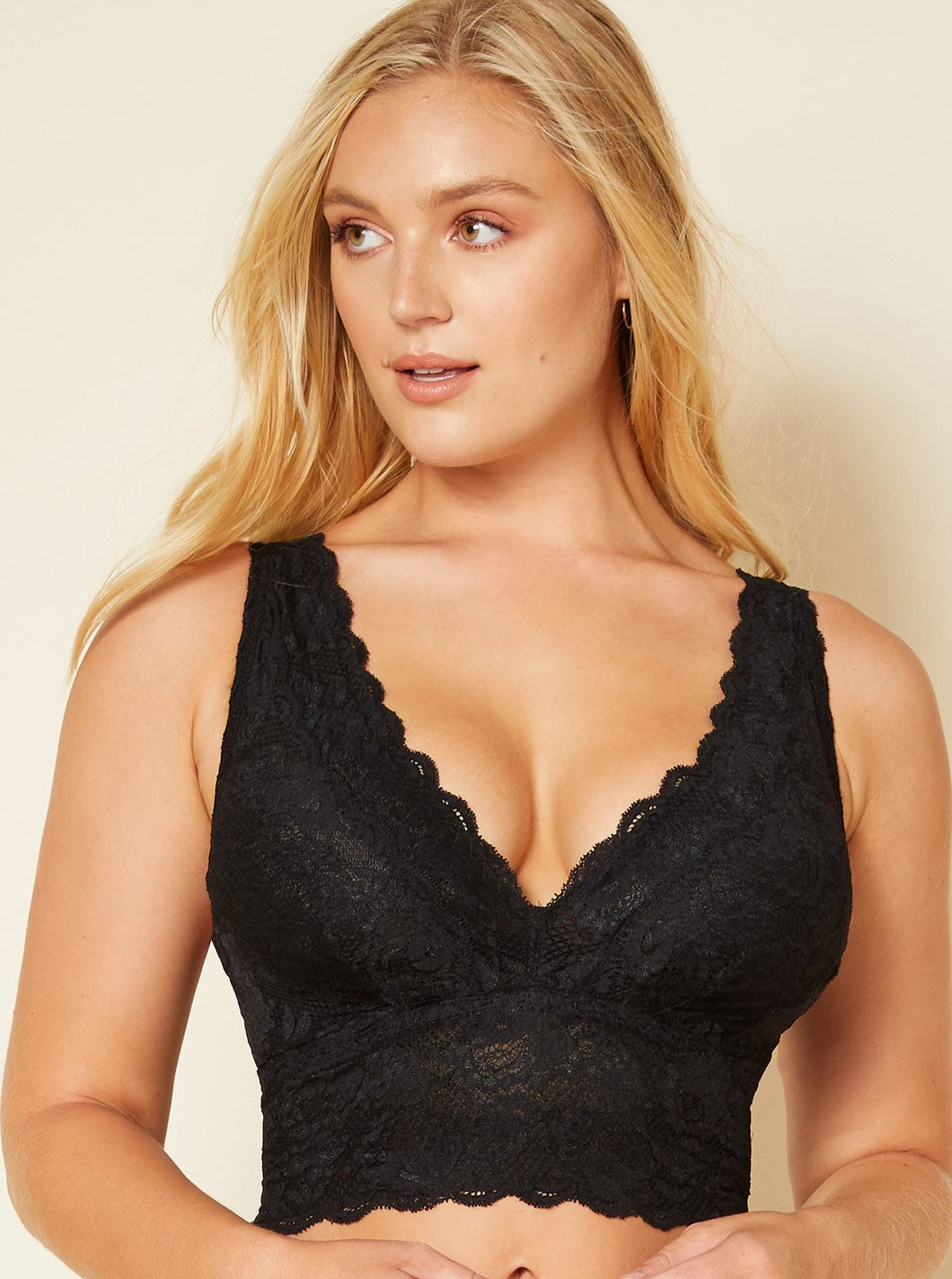 Curvy Plungie Longline Bralette (Black)